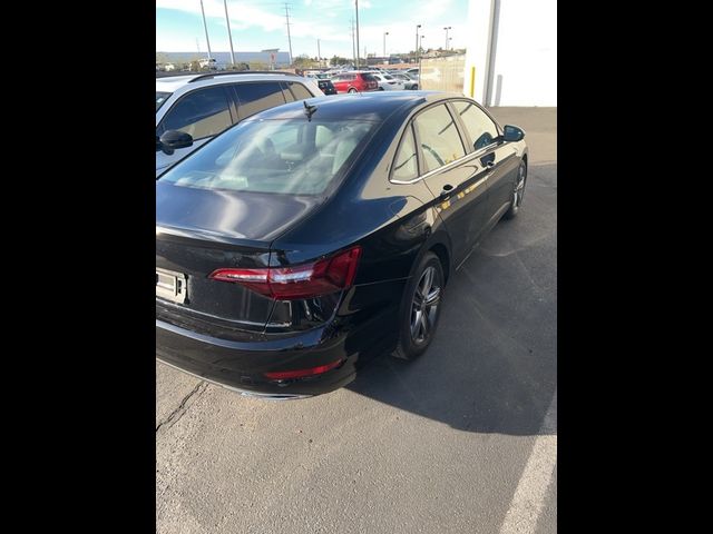 2021 Volkswagen Jetta R-Line