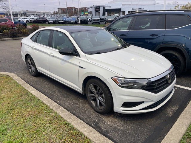 2021 Volkswagen Jetta R-Line