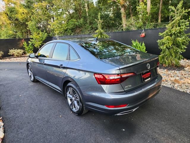 2021 Volkswagen Jetta R-Line