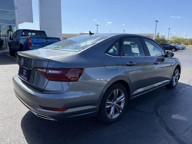 2021 Volkswagen Jetta R-Line