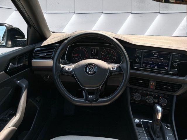 2021 Volkswagen Jetta R-Line