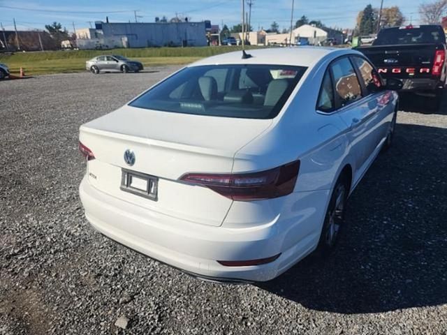 2021 Volkswagen Jetta R-Line