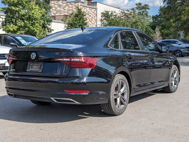 2021 Volkswagen Jetta R-Line