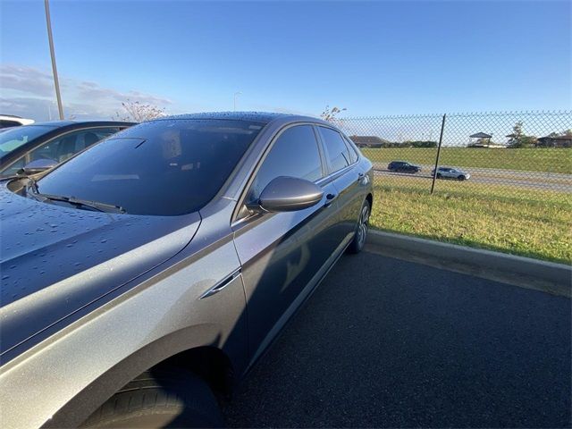 2021 Volkswagen Jetta SEL