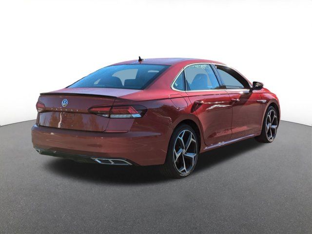 2021 Volkswagen Passat 2.0T R-Line