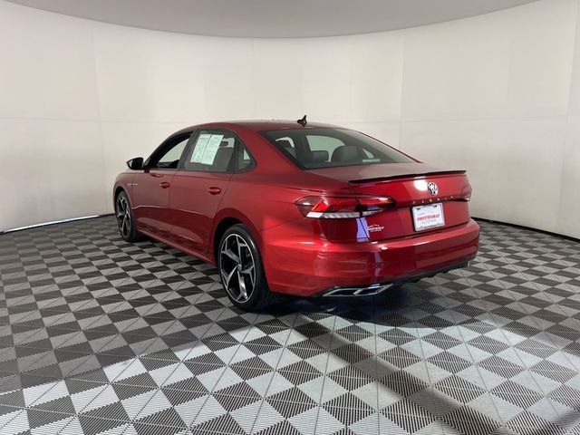 2021 Volkswagen Passat 2.0T R-Line