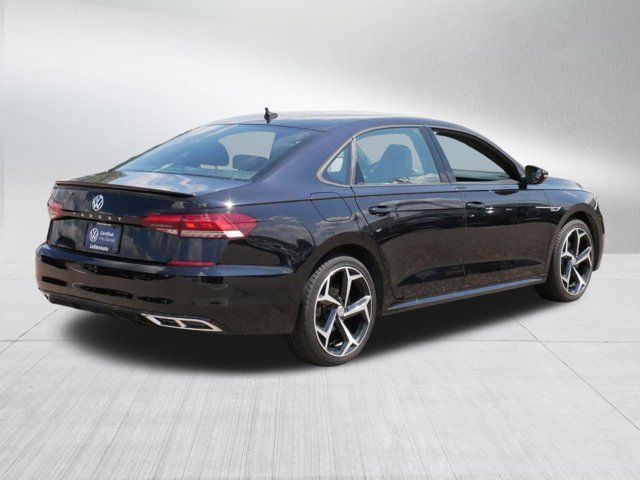 2021 Volkswagen Passat 2.0T R-Line