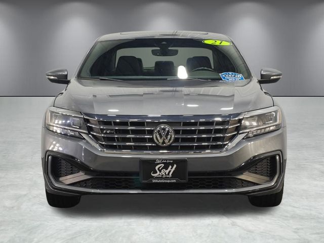 2021 Volkswagen Passat 2.0T R-Line