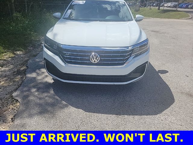 2021 Volkswagen Passat 2.0T R-Line