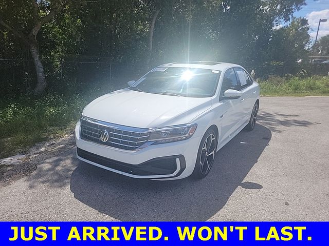 2021 Volkswagen Passat 2.0T R-Line