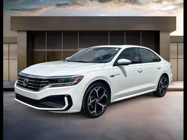 2021 Volkswagen Passat 2.0T R-Line