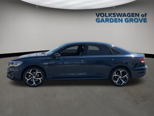 2021 Volkswagen Passat 2.0T R-Line