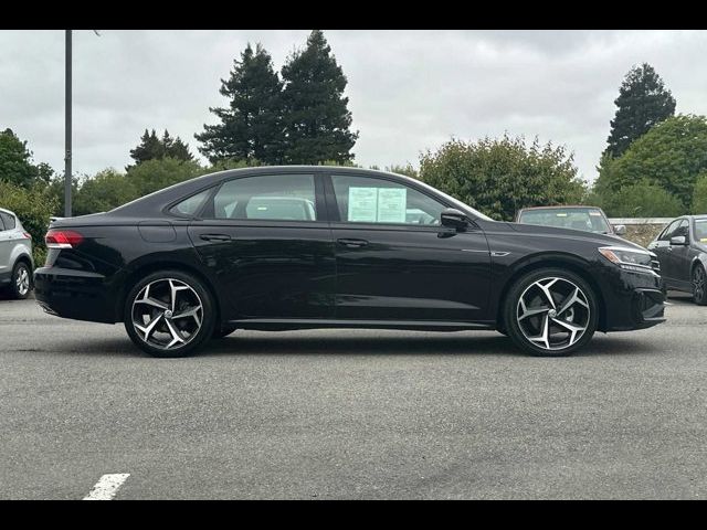 2021 Volkswagen Passat 2.0T R-Line