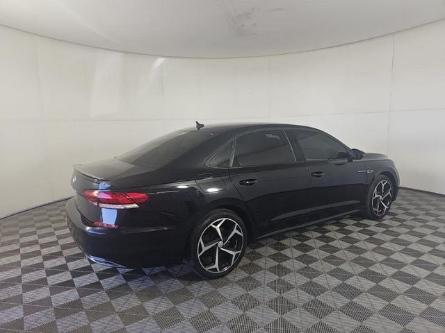 2021 Volkswagen Passat 2.0T R-Line