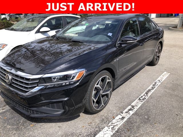 2021 Volkswagen Passat 2.0T R-Line