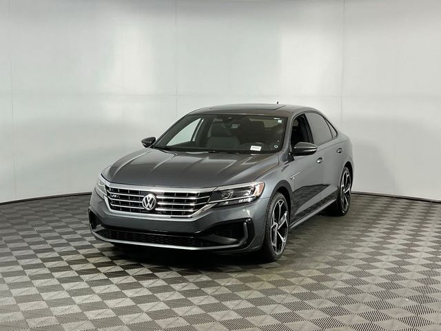 2021 Volkswagen Passat 2.0T R-Line