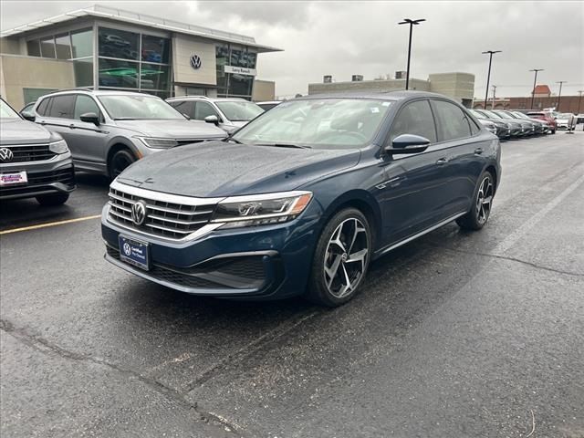 2021 Volkswagen Passat 2.0T R-Line