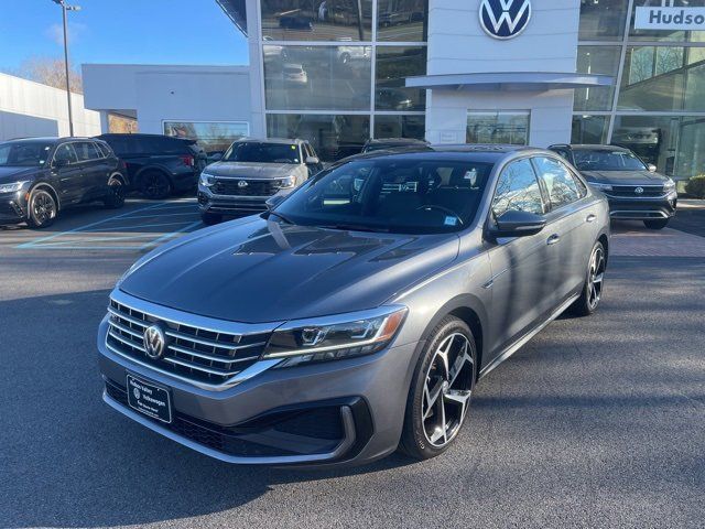 2021 Volkswagen Passat 2.0T R-Line