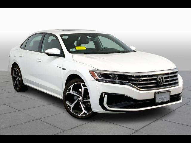 2021 Volkswagen Passat 2.0T R-Line