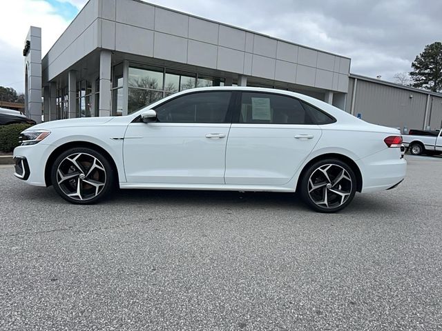 2021 Volkswagen Passat 2.0T R-Line