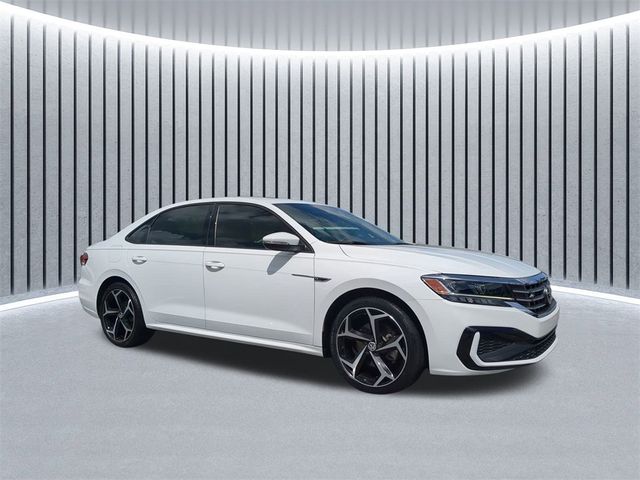 2021 Volkswagen Passat 2.0T R-Line