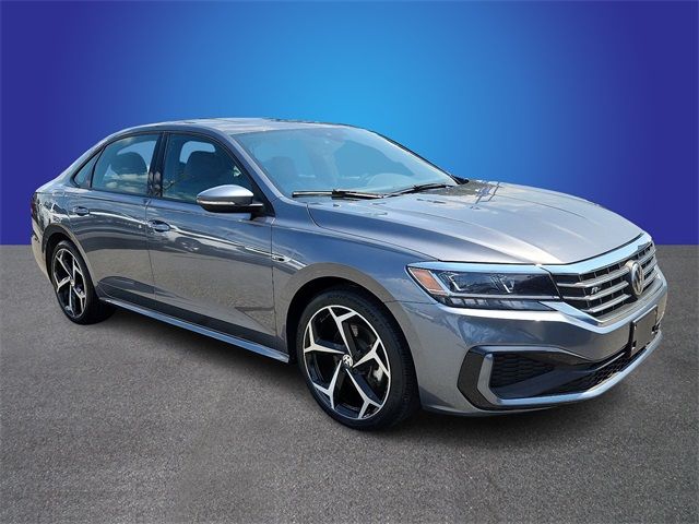 2021 Volkswagen Passat 2.0T R-Line