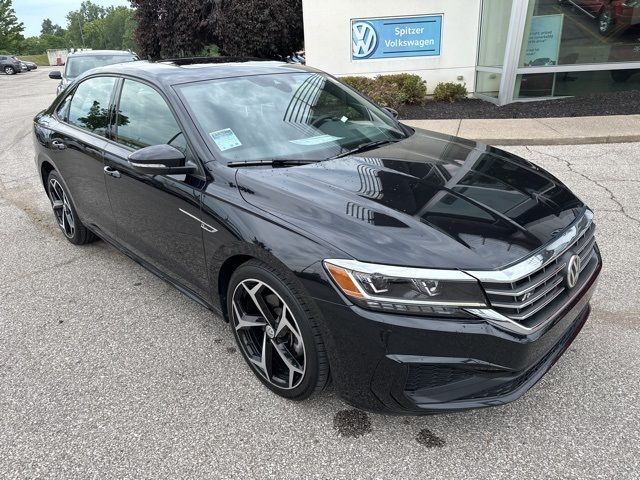 2021 Volkswagen Passat 2.0T R-Line