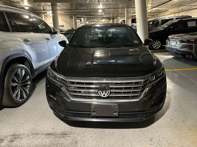 2021 Volkswagen Passat 2.0T R-Line