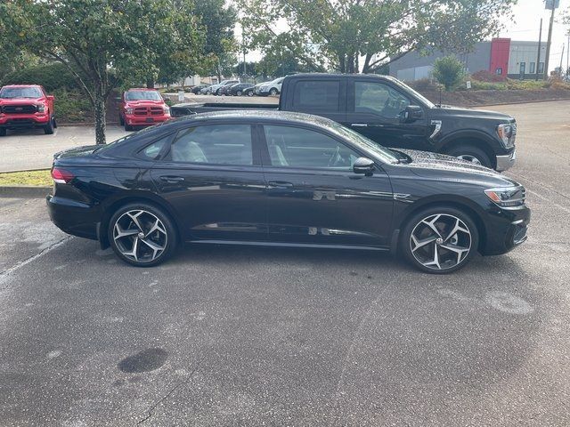 2021 Volkswagen Passat 2.0T R-Line