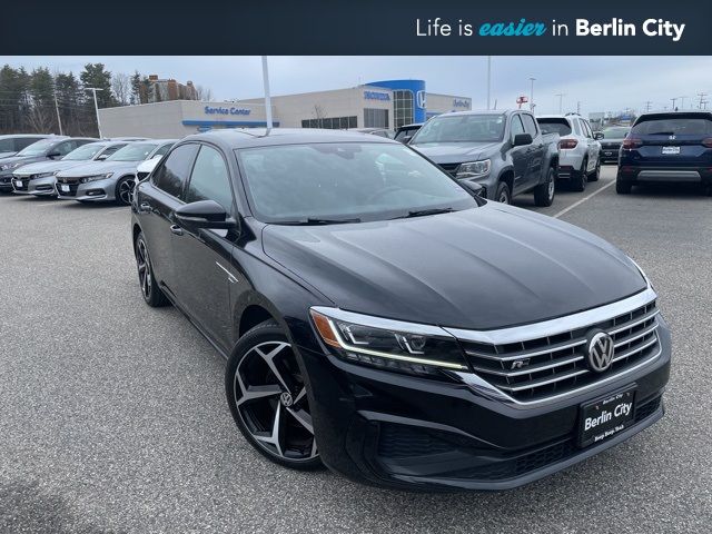 2021 Volkswagen Passat 2.0T R-Line