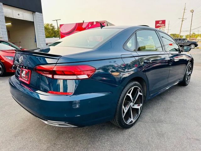 2021 Volkswagen Passat 2.0T R-Line