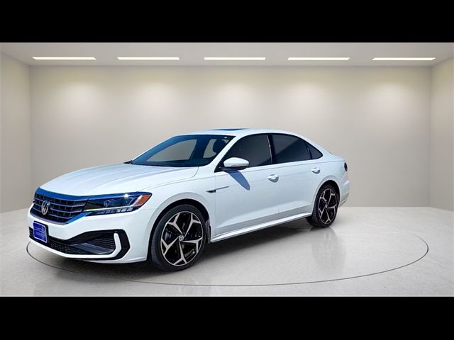 2021 Volkswagen Passat 2.0T R-Line