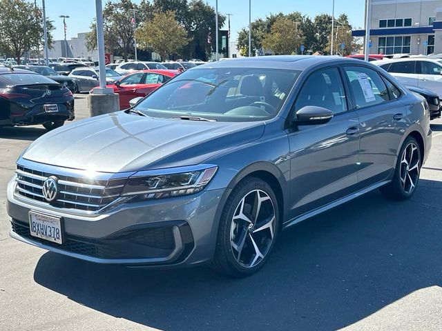 2021 Volkswagen Passat 2.0T R-Line