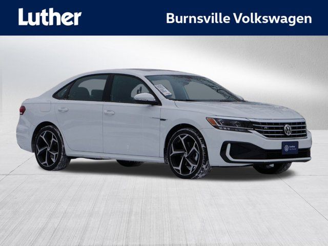 2021 Volkswagen Passat 2.0T R-Line