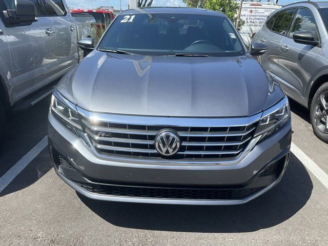 2021 Volkswagen Passat 2.0T R-Line