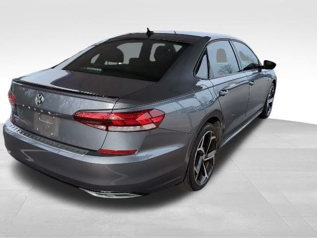 2021 Volkswagen Passat 2.0T R-Line