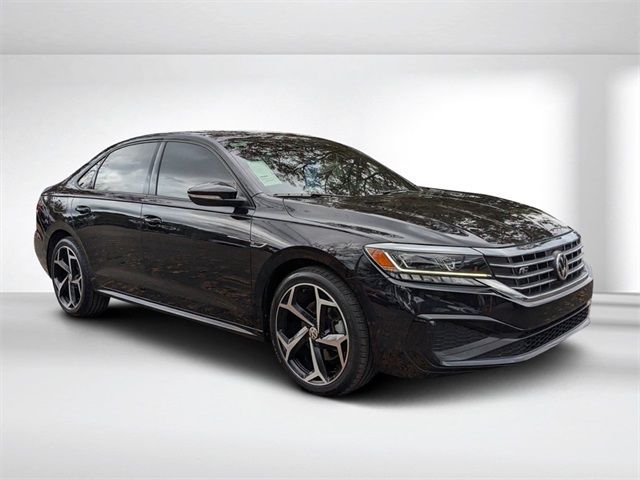 2021 Volkswagen Passat 2.0T R-Line