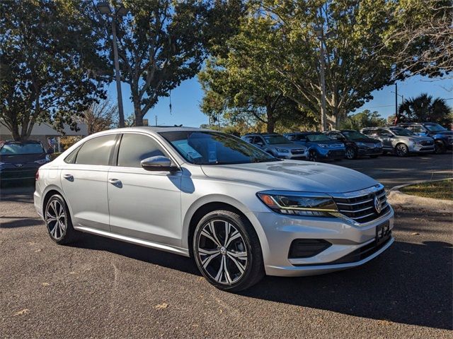 2021 Volkswagen Passat 2.0T SE