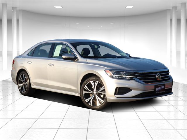 2021 Volkswagen Passat 2.0T SE