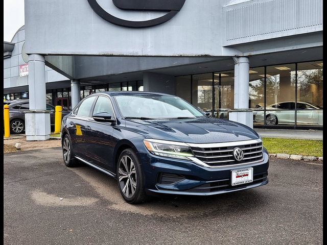 2021 Volkswagen Passat 2.0T SE