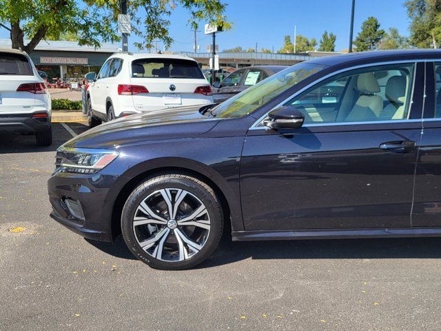 2021 Volkswagen Passat 2.0T SE