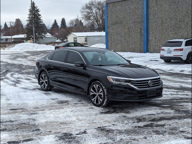 2021 Volkswagen Passat 2.0T SE