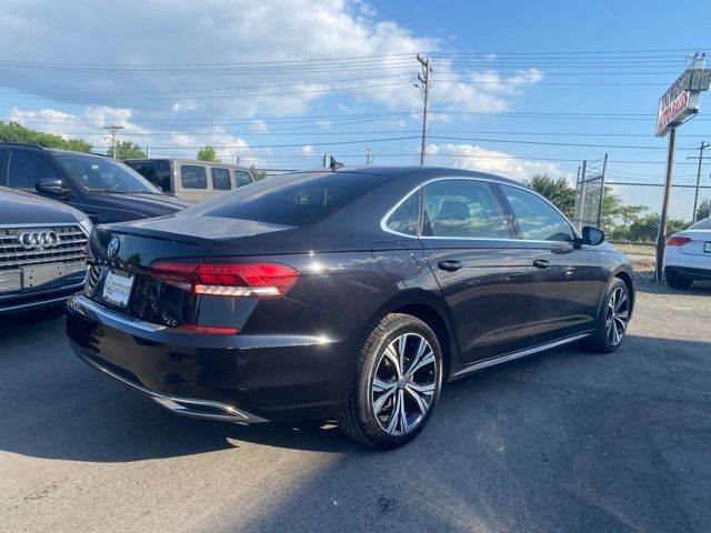 2021 Volkswagen Passat 2.0T SE