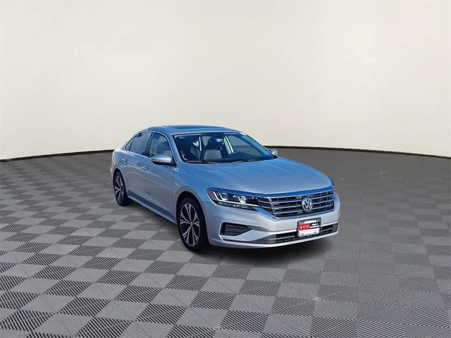 2021 Volkswagen Passat 2.0T SE