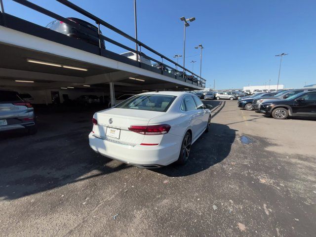 2021 Volkswagen Passat 2.0T SE