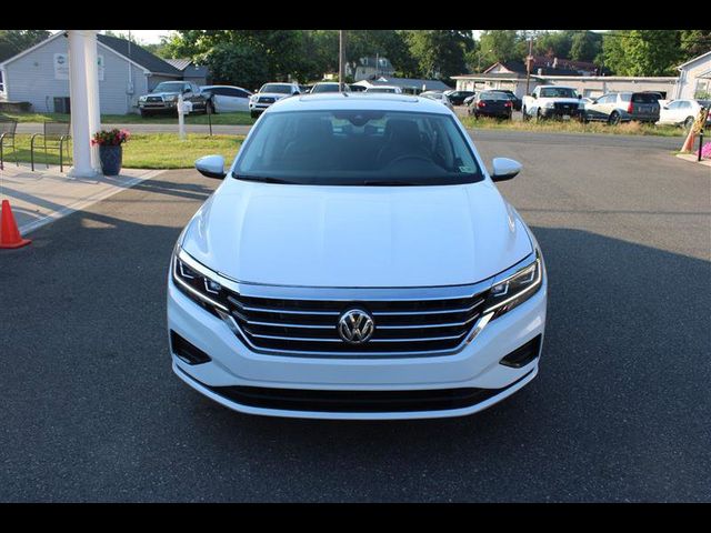 2021 Volkswagen Passat 2.0T SE