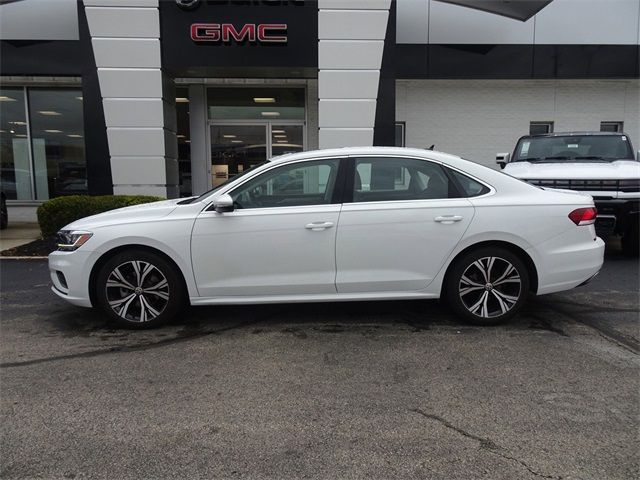 2021 Volkswagen Passat 2.0T SE