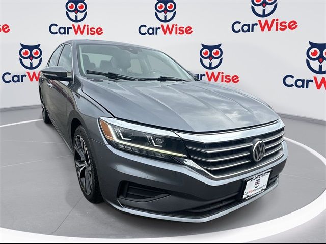 2021 Volkswagen Passat 2.0T SE