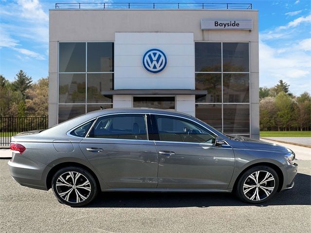 2021 Volkswagen Passat 2.0T SE