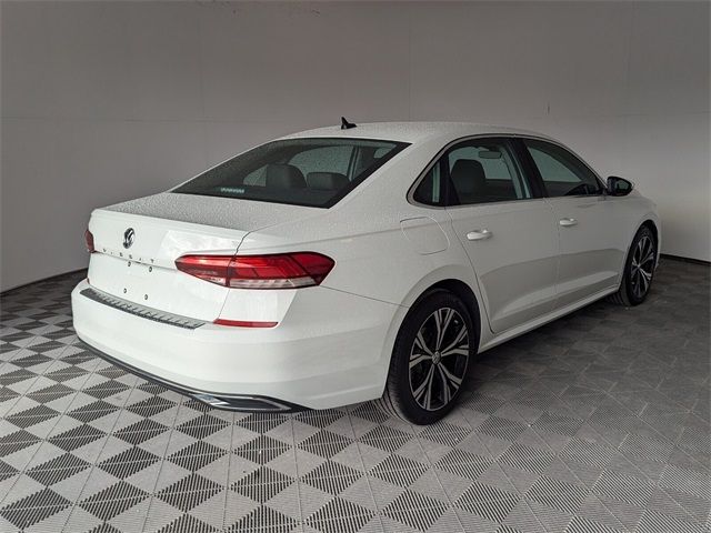 2021 Volkswagen Passat 2.0T SE